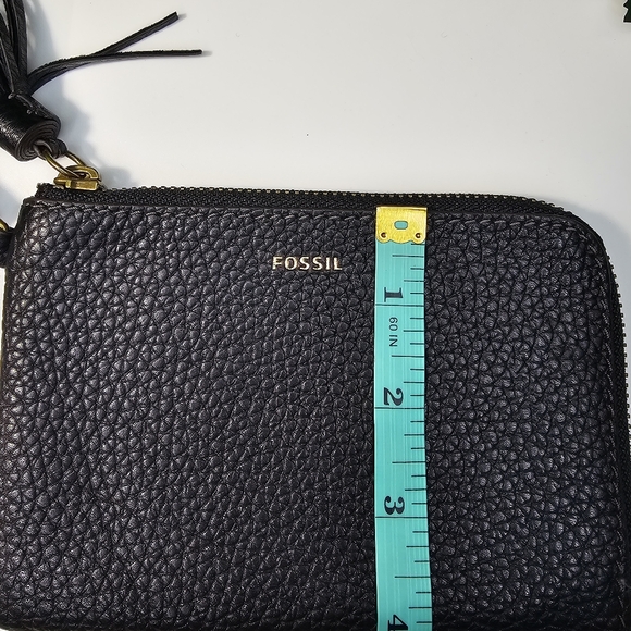 - Fossil Wristlet Wallet Pebble Genuine Leather in Black Sz Small - Picture 9 of 11